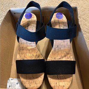 Lucky Brand Black Sandals with Cork Footbed